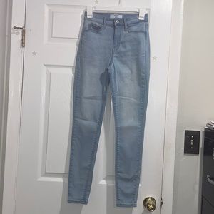 Denizen (Levi’s) Pants